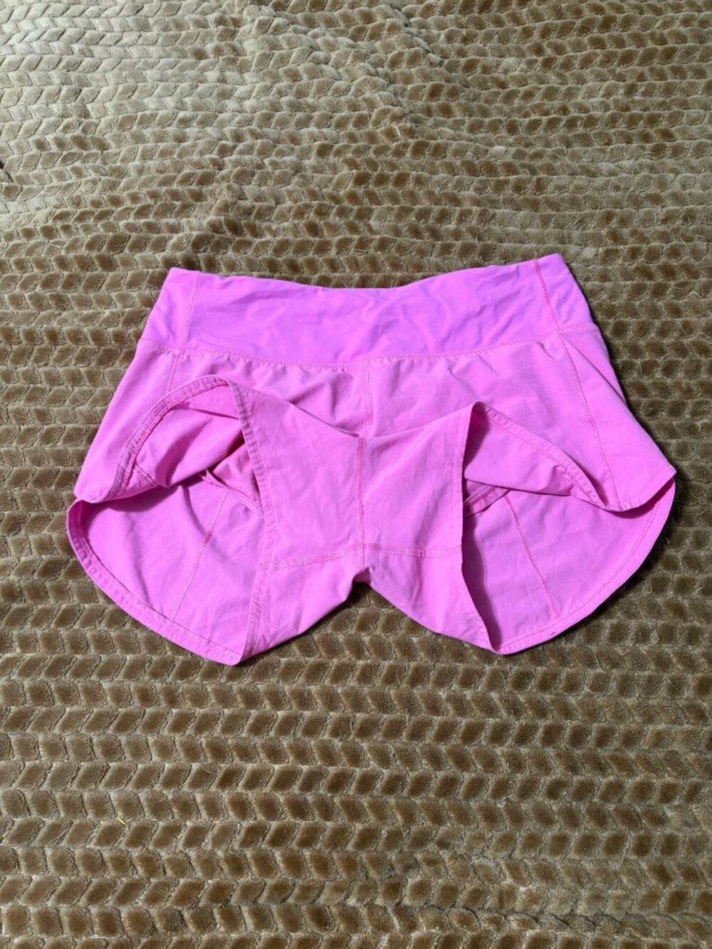 EXCELLENT Lululemon Speed Up Mid Rise Shorts 4" Prism Pink Lined Running 8 - Picture 3 of 8